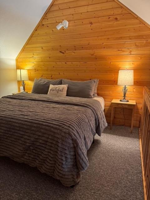 Susitna River Lodging, Suites タルキートナ エクステリア 写真