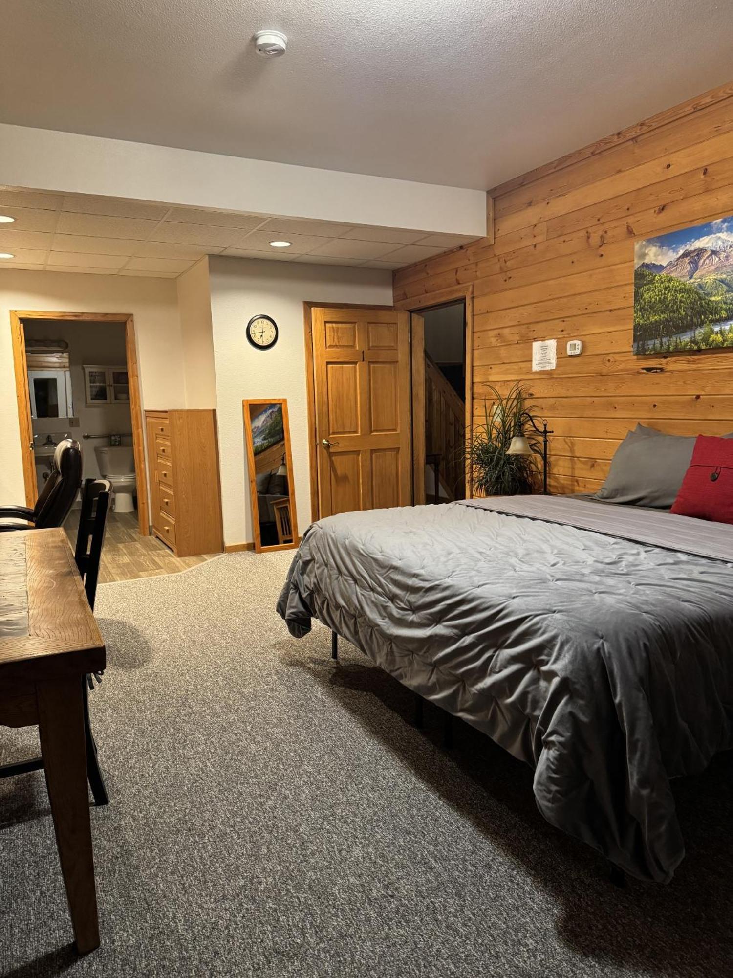 Susitna River Lodging, Suites タルキートナ エクステリア 写真